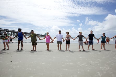 Hands_across_the_sands_049